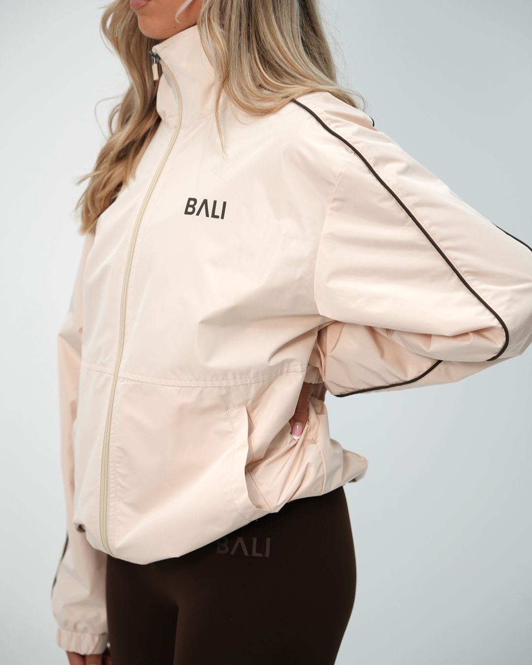 Coast Windbreaker