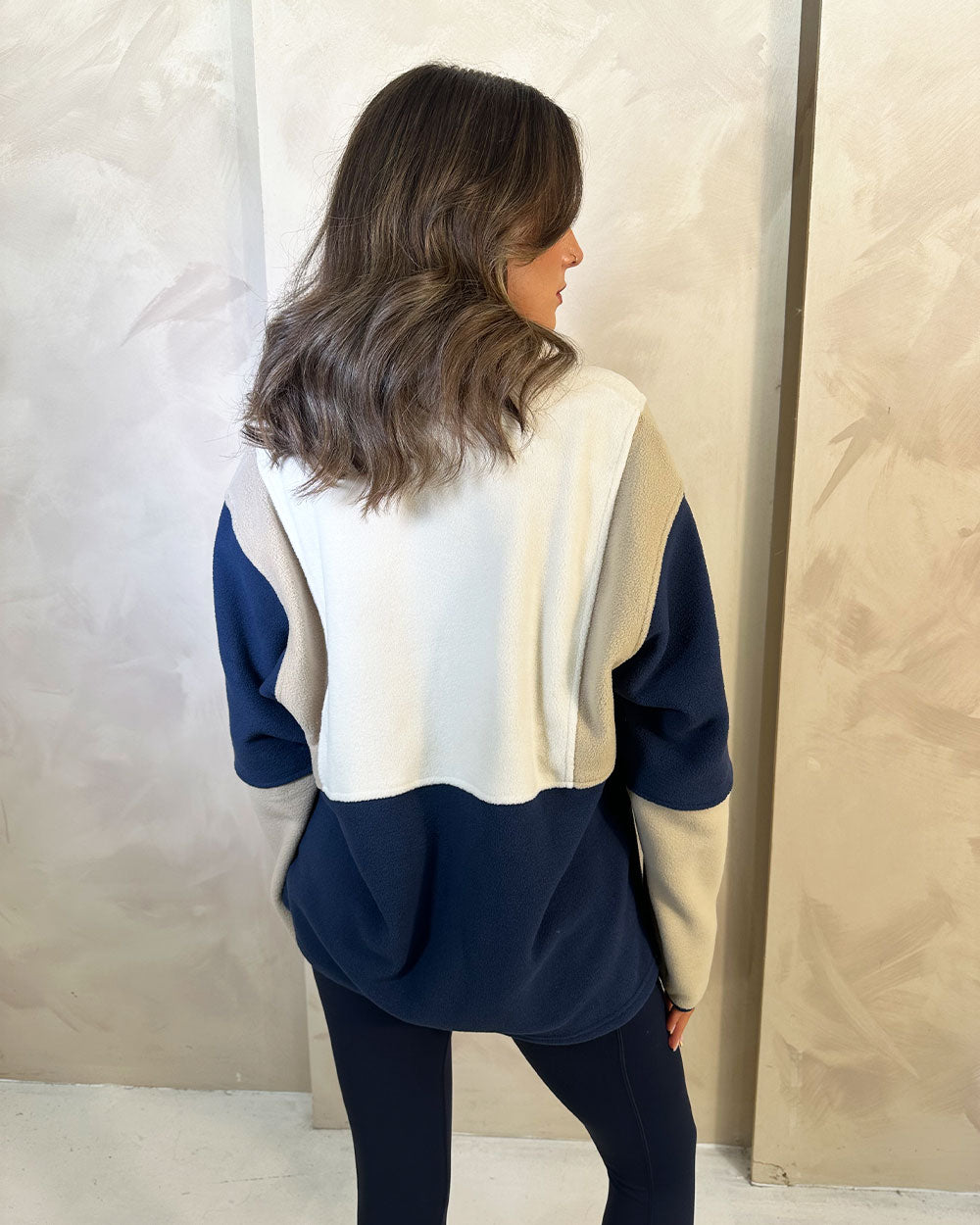 navy & tan